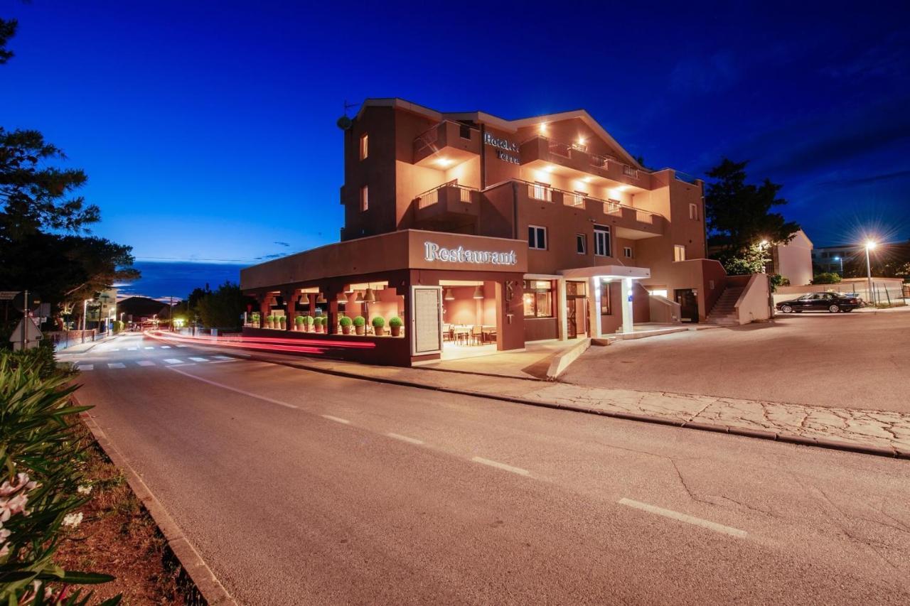 Hotel Terra Novalja Zewnętrze zdjęcie