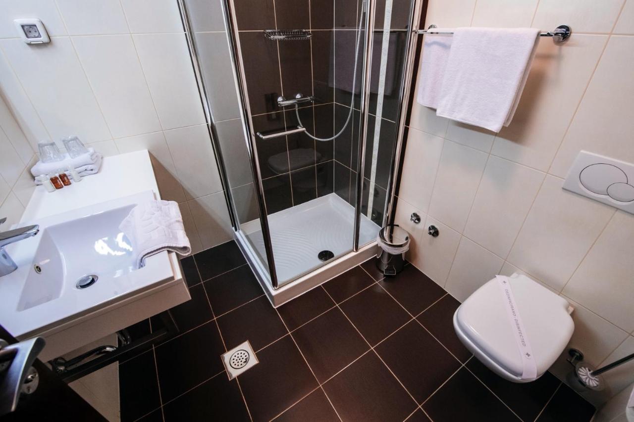 Hotel Terra Novalja Zewnętrze zdjęcie