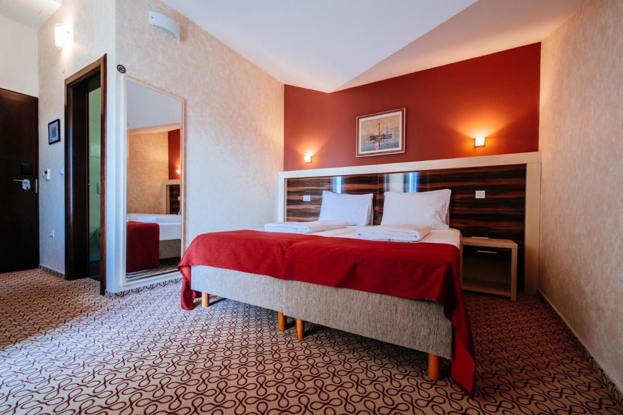 Hotel Terra Novalja Zewnętrze zdjęcie