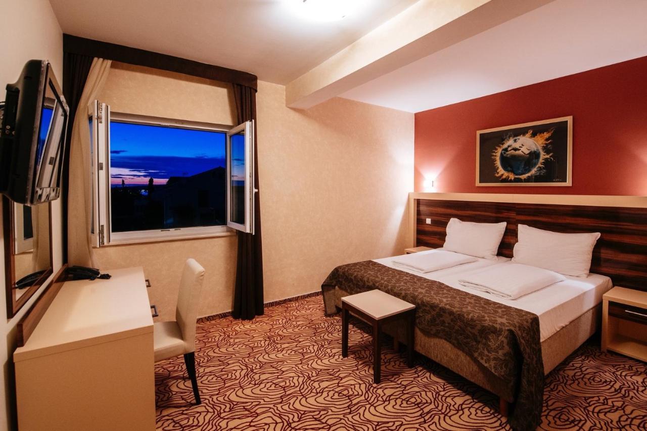 Hotel Terra Novalja Zewnętrze zdjęcie