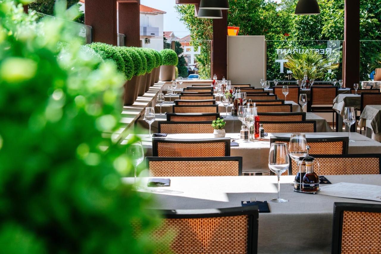 Hotel Terra Novalja Zewnętrze zdjęcie